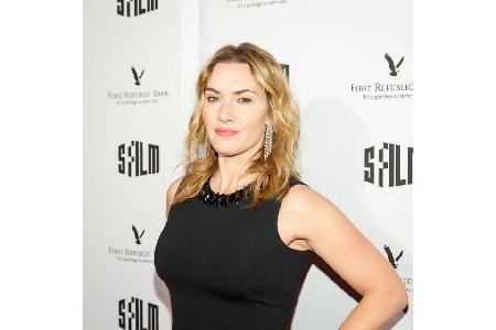 Kate Winslet ärgerte sich über die Berichterstattung der 'Daily Mail'. Angeblich, so das Blatt, hätte die Schauspielerin meh...