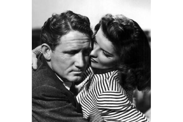 Bis an ihr Lebensende hielt die wilde Ehe von Spencer Tracy und Katharine Hepburn, die sie erfolgreich vor den Medien geheim...