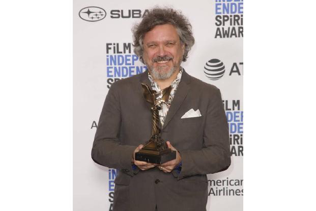 ...Joe Bini hingegen. Der Cutter arbeitet seit Jahren mit der deutschen Regielegende Werner Herzog, erhielt den Preis für de...