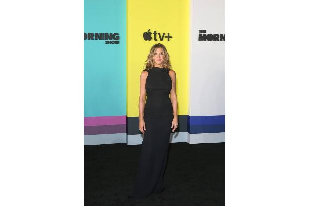 ...Jennifer Aniston als Hauptdarstellerinnen von 'The Morning Show' bekommen, jeweils natürlich, nicht beide zusammen. Sonst...