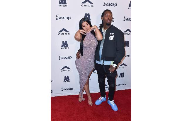 Bei Cardi B war der Gabentisch reich gedeckt: Ihr Mann Offset überschüttete seine Liebste mit Designerschuhen, Handtaschen u...