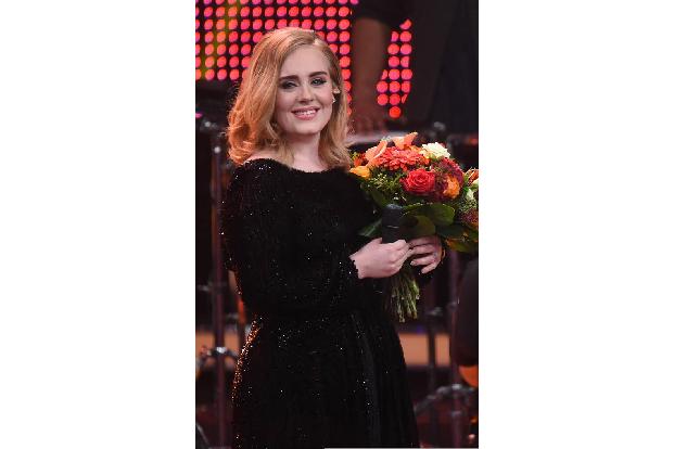 Adele selbst hat ein angespanntes Verhältnis zu ihrem Vater, der die Familie verließ, als die Sängerin erst drei Jahre alt w...