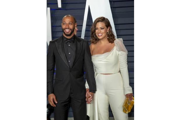 Justin Ervin und Model Ashley Graham sind bereits seit 2009 verheiratet, wohnen aber nicht nur in unterschiedlichen Häusern,...
