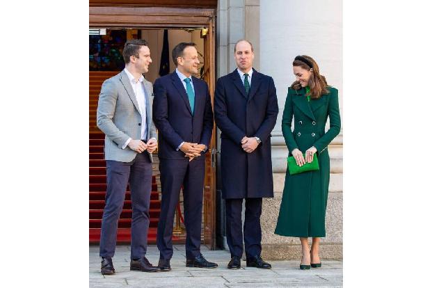 Auch der irische Premierminister Leo Varadkar empfing den Herzog und die Herzogin von Cambridge, zusammen mit seinem Lebensg...