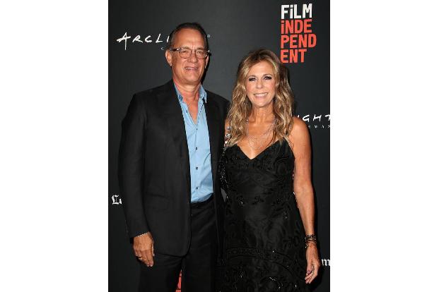 Dem Schauspieler und seiner Frau Rita Wilson scheint es den Umständen entsprechend gut zu gehen, beide befinden sich in Quar...