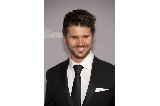 Seit 2012 führt der ehemalige 'Verbotene Liebe'-Darsteller, der seine Frau am Set der Soap kennenlernte, durch die Sendung. ...