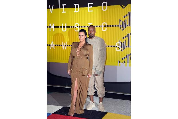 Es ist nicht Kanyes erstes extravagantes Geschenk: Zur Hochzeit hatte er seiner Kim zehn (!) Burger King-Lokale in Westeurop...