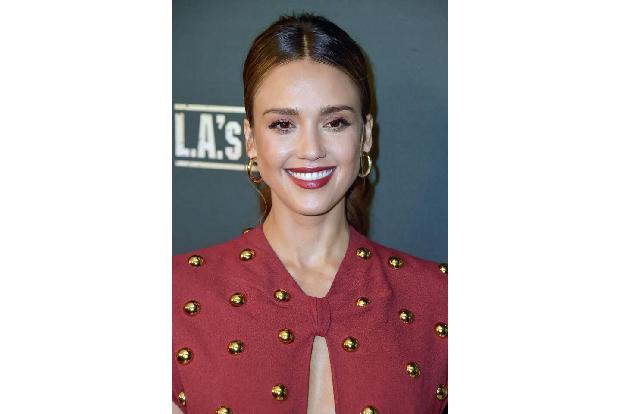 Jessica Alba stand noch ganz am Anfang ihrer Karriere, als sie in wenigen Folgen der Neunziger-Jahre-Kultserie 'Beverly Hill...
