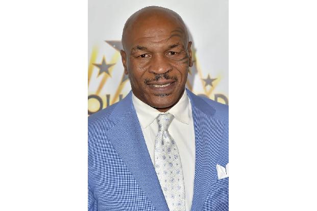 Er langt selbst gern hin, daher gefällt Box-Legende Mike Tyson vermutlich auch die schlichte Art des Präsidenten, der pausen...