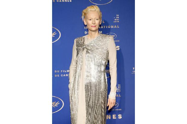 ...machte Tilda in Film und Fernsehen auf sich aufmerksam, arbeitete unter anderem mit dem einflussreichen Regisseur Derek J...