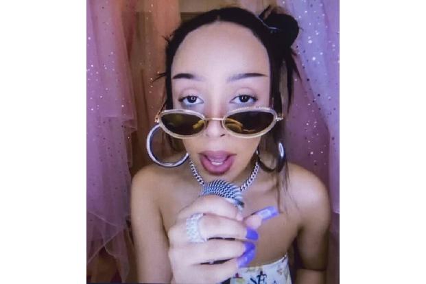 Doja Cat wurde zwei Mal ausgezeichnet: Sie konnte sowohl den Preis für die beste neue Künstlerin sowie den für die beliebtes...