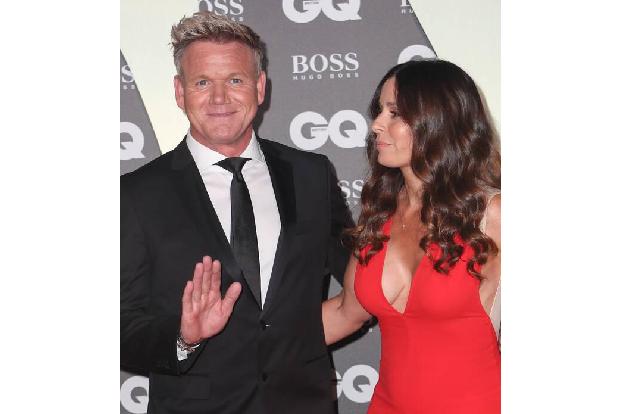 Starkoch Gordon Ramsey liebt E-Roller ebenfalls, allerdings hat er sich nicht wie Ashton Kutcher öffentlich dazu geäußert. S...