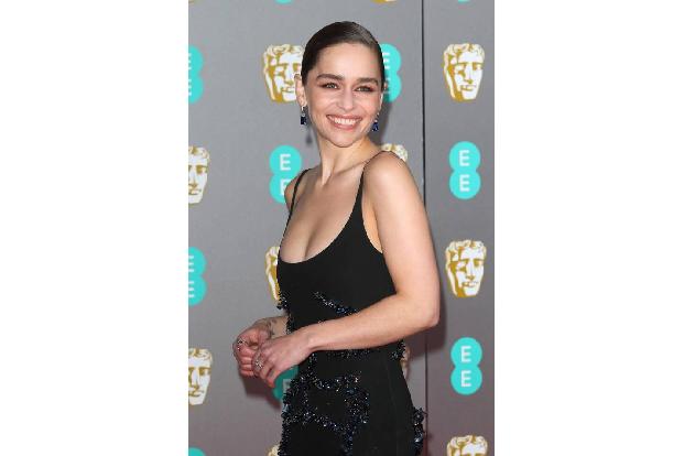 Emilia Clarke ist leicht genervt davon, dass sie seit Jahren gefragt wird, wen sie gerade datet. Die Antwort sei immer diese...