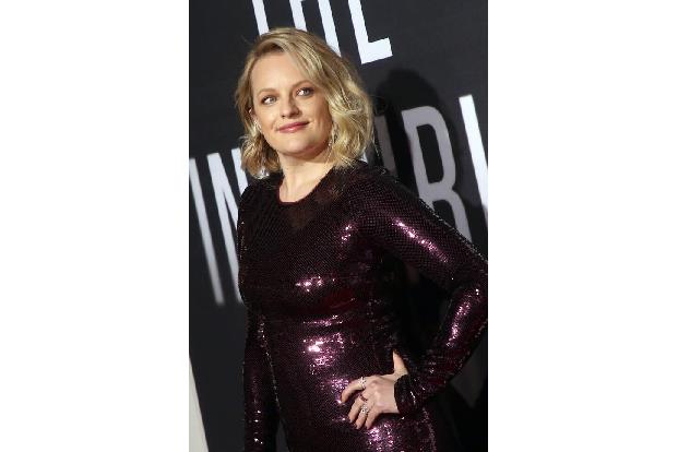 Elisabeth Moss hat Spaß - auch oder gerade weil sie seit langer Zeit Single ist: 