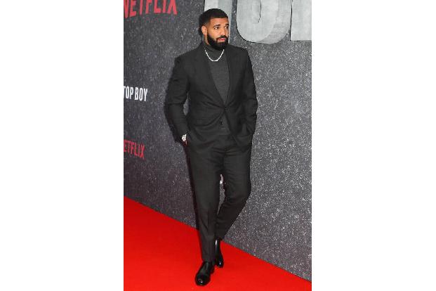 Drake hat sich etwas anderes einfallen lassen: Wer Geld spendet, hat die Chance, mit dem Rapper in seiner Privatmaschine zu ...