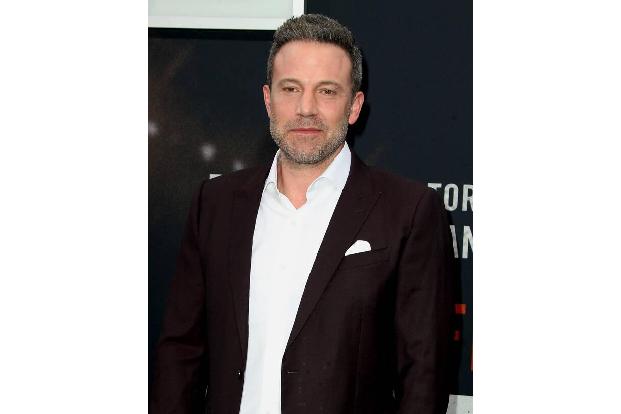 Ben Affleck zog es in die Demokratische Republik Kongo, wo er selbst mit anpackte, um Bedürftigen zu helfen. Seine Erlebniss...