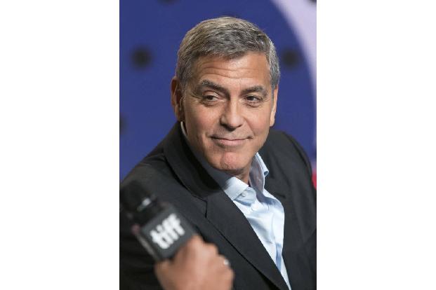 …George Clooney gezogen, dessen Organisation 'Not On Our Watch' for allem im Sudan tätig ist. Er hilft Opfern von sexueller ...