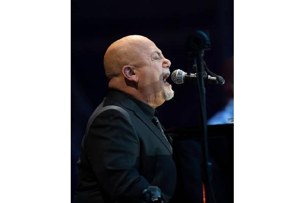 …Billy Joel. Der Musik-Veteran füllt unter anderem den legendären Madison Square Garden gleich ein Dutzend Mal, spielte vor ...