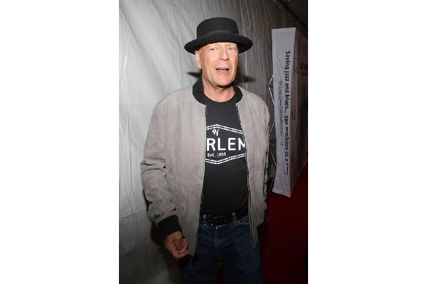 Bruce Willis feuerte am Set von 'Stirb langsam' eine Pistole ab, die dahingehend manipuliert war, besonders laute Schüsse ab...