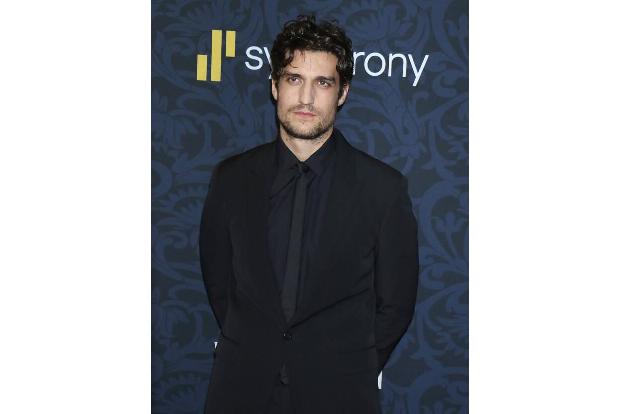 ...Louis Garrel als besten Nebendarsteller (er spielt Dreyfus) und an...