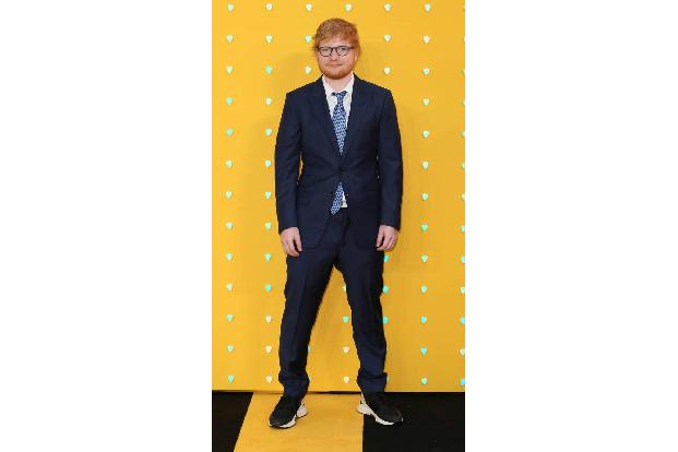 …Ed Sheeran zum Verwechseln ähnlich. Selbst Sänger Leo Sayer soll mal auf Rupert zugegangen sein und ihm gesagt haben, wie s...