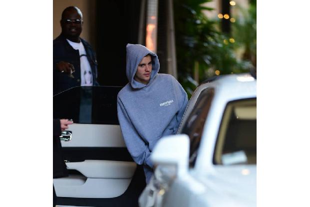 Eigentlich sollte Moshe Benabou auf Justin Bieber aufpassen, der gerade seine wilde Phase hatte. Doch der Leibwächter erstat...