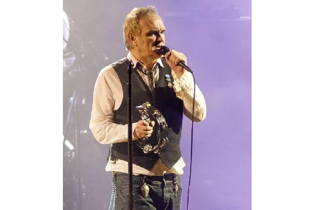 Der einstige Sänger der Kult Band The Smiths, Morrissey, fällt heutzutage vor allem durch stramm-rechte Parolen auf. Dazu pa...