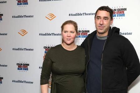 Amy Schumers Flitterwochen entwickelten sich zu einem Arbeitsurlaub für ihren Mann Chris Fischer, einen Starkoch. Er hatte u...