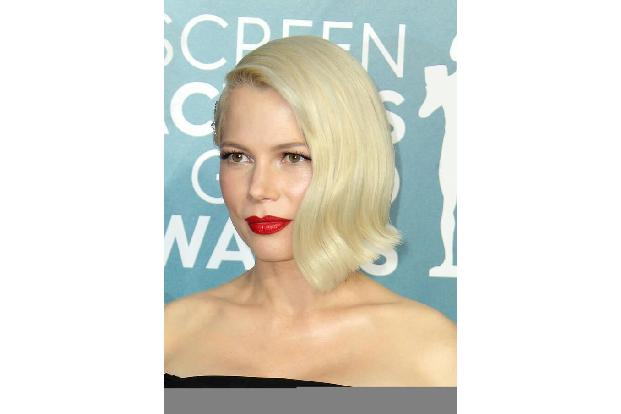 Im Juni wurde Schauspielerin Michelle Williams überglückliche Mama ihres ersten Kindes mit Ehemann Thomas Keil. Sie hat bere...