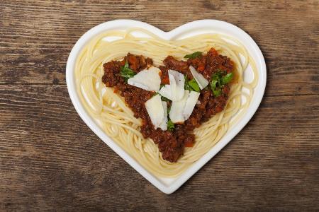 Pasta, Avocado und Co.: Diese Lebensmittel machen glücklich
