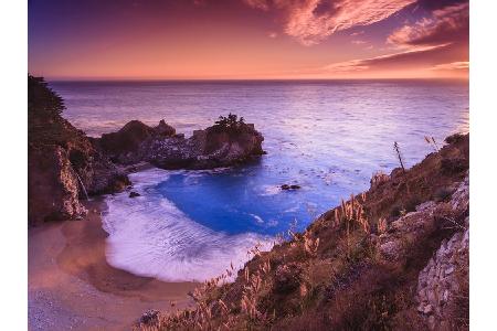 Natürlich darf der Pfeiffer Beach an der kalifornischen Pazifikküste nicht fehlen. Bei Regen oder auch durch die Gezeiten, w...