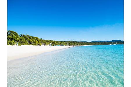 Was für Schwarz gilt, gilt eigentlich auch für Weiß. Mit dem Whitehaven Beach auf der australischen Whitsunday Island hat es...
