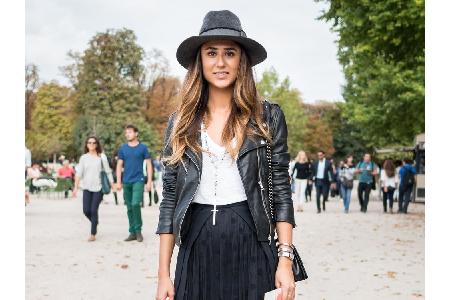 Die Lederjacke ist der Klassiker unter den zeitlosen Herbst-Teilen. Sie verleiht jedem Outfit die nötige Portion Coolness un...