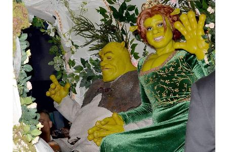 Tom Kaulitz war als Shrek an Klums Seite - und nicht wiederzuerkennen.