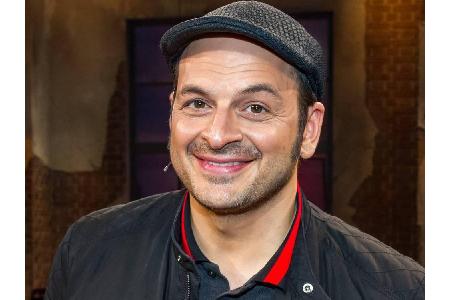Comedian Kaya Yanar (45) ernährt sich seit 2014 vegan. Seine Freundin hat ihn zu der Lebensweise gebracht. Dadurch habe er m...