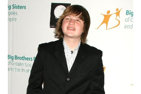 Um Angus T. Jones (24) ist es sehr still geworden. 2013 verließ er die Serie 