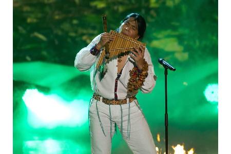Mit Panflöten-Musik zum Erfolg. 2011 entschied der Ecuadorianer Leo Rojas, der vorher auch als Straßenmusiker arbeitete, die...