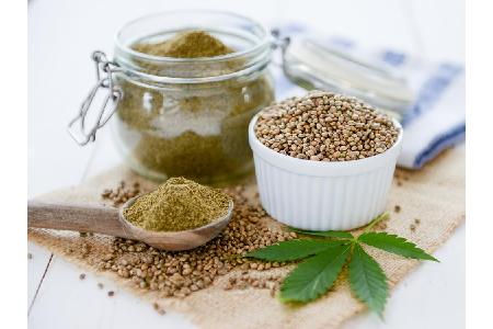 Schon einmal etwas von Hanfprotein gehört? Keine Sorge, das ist keine Droge sondern ein wahres Nährstoffwunder.