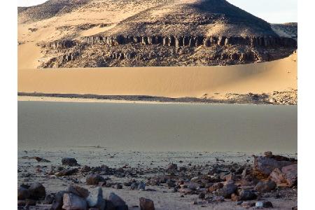 Bilma in Niger ist ein Oasenort im Kaouar-Tal in der Wüste Ténéré. Wichtig: Eine Infrastruktur für den Tourismus, zum Beispi...