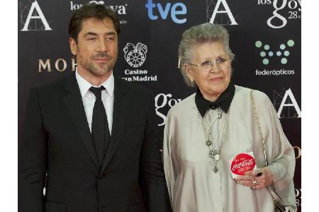 Hand in Hand zur Filmpremiere, für Javier Bardem nichts Ungewöhnliches. Schließlich verdankt er Mama Pilar, die selbst Schau...