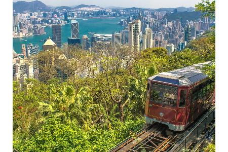 Gratis ist der Ausblick von Victoria Park Peak nicht gerade. Dennoch lohnt sich ein Ausflug mit der Tram zu dem Aussichtspun...