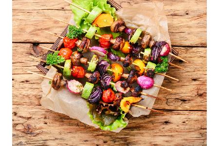 Grillen gehört im Sommer einfach dazu. Damit sich aber Vegetarier und Veganer nicht immer nur mit Knoblauchbrot und Guacamol...