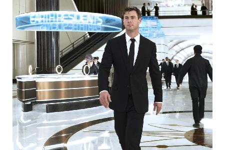 Chris Hemsworth als Agent H beweist erneut seine Vielseitigkeit im Umgang mit fernen Galaxien - und die kessen Sprüche eines...