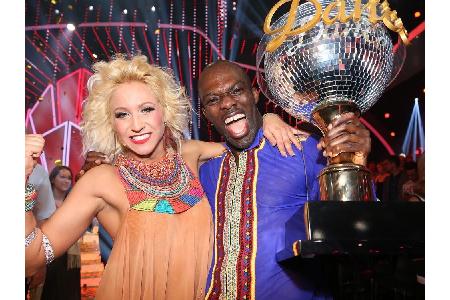 2015 wird mit Hans Sarpei erstmals ein Fußballer zum 