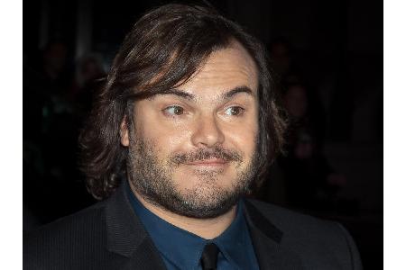Auch Jack Black schwört auf einen gesunden Drink. Er ist süchtig nach grünem Tee. Es gibt Schlimmeres, oder?