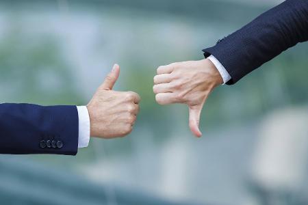 6_Fettnäpchen Daumen nach oben photothek.jpg