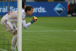 Hamburger Ekdal droht Saison-Aus