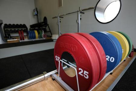 Gewichtheben: Schwarzbach und Müller verpassen EM-Medaille