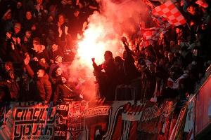 Wegen Pyrotechnik: 22.500 Euro Strafe, aber kein Teilausschluss für Düsseldorf