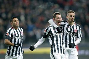 Mit viel Moral: Frankfurt rettet Punkt im "Duell der Gegensätze"